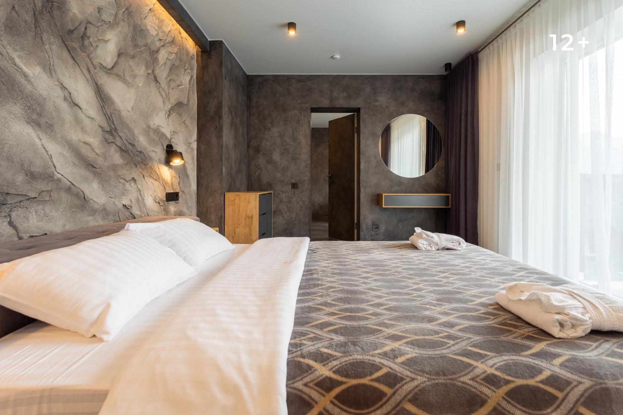 Phoenix Relax Park Bukovel Bagian luar foto